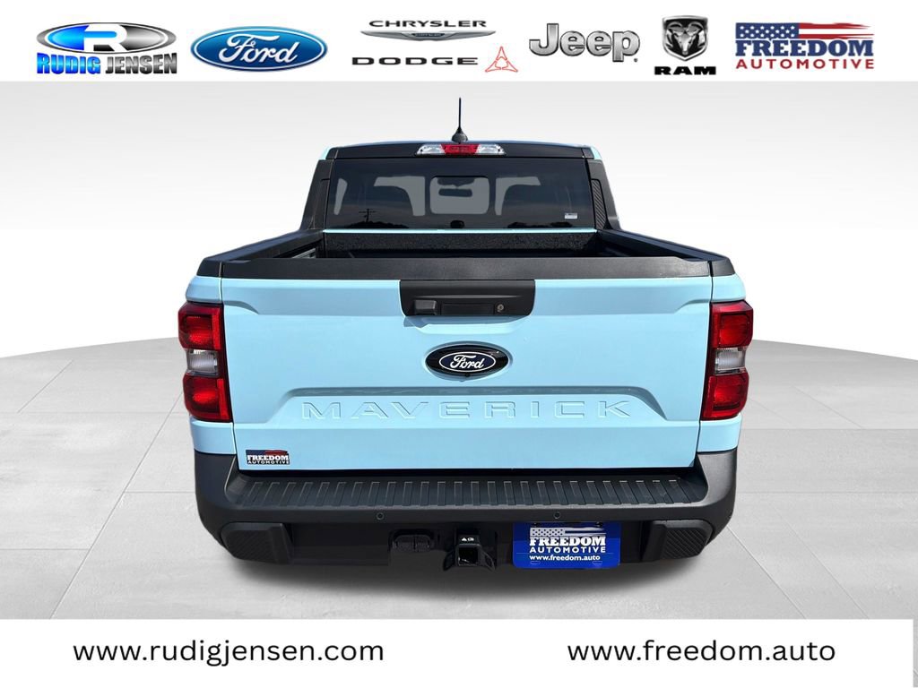 New 2026 Ford Maverick Lariat w/ Black Appearance Package AWD/4WD image 4
