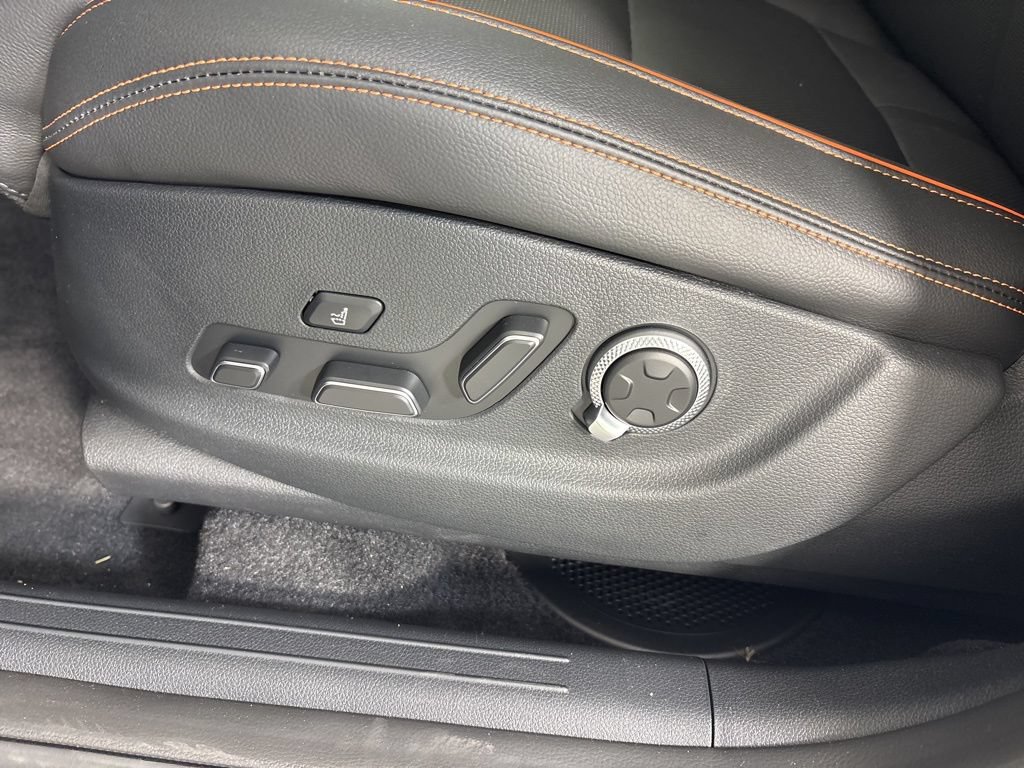 New 2026 Genesis GV70 2.5T Sport Prestige AWD/4WD image 15