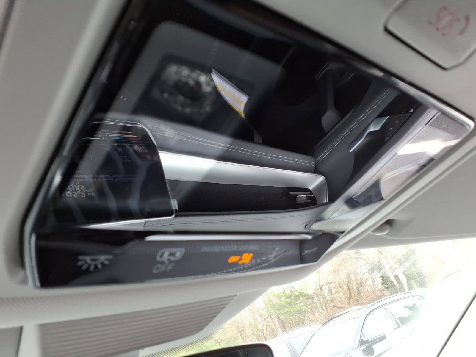 New 2026 Volkswagen Tiguan SE image 17