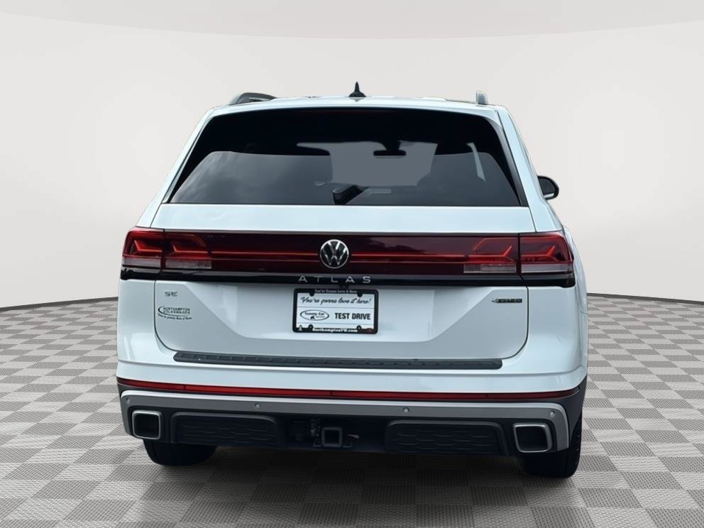 Used 2024 Volkswagen Atlas Peak Edition SE AWD/4WD image 6