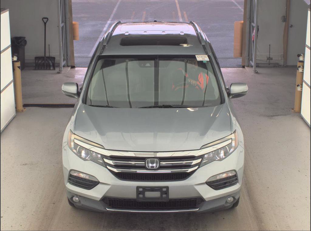 Used 2017 Honda Pilot Elite image 7