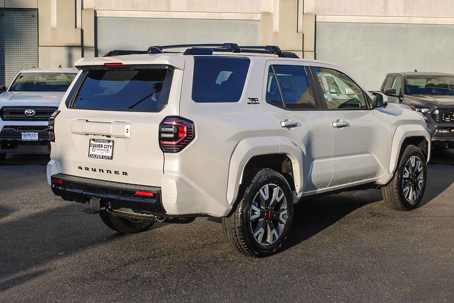 New 2026 Toyota 4Runner TRD Sport Premium AWD/4WD image 9