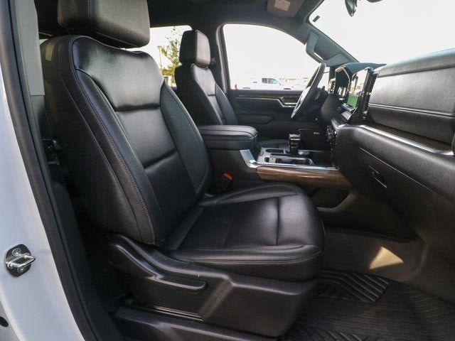 Used 2024 Chevrolet Silverado 1500 LT Trail Boss w/ Convenience Package II AWD/4WD image 23