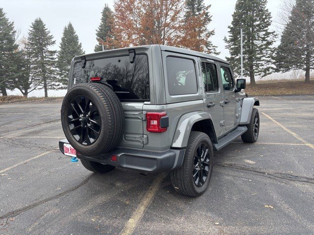 Used 2023 Jeep Wrangler Sahara w/ Cold Weather Group image 6
