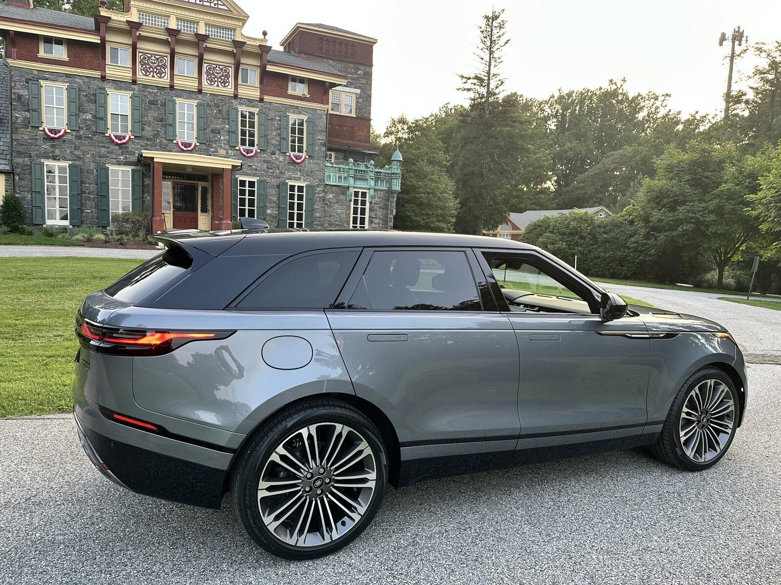 Used 2024 Land Rover Range Rover Velar Dynamic HSE AWD/4WD image 11