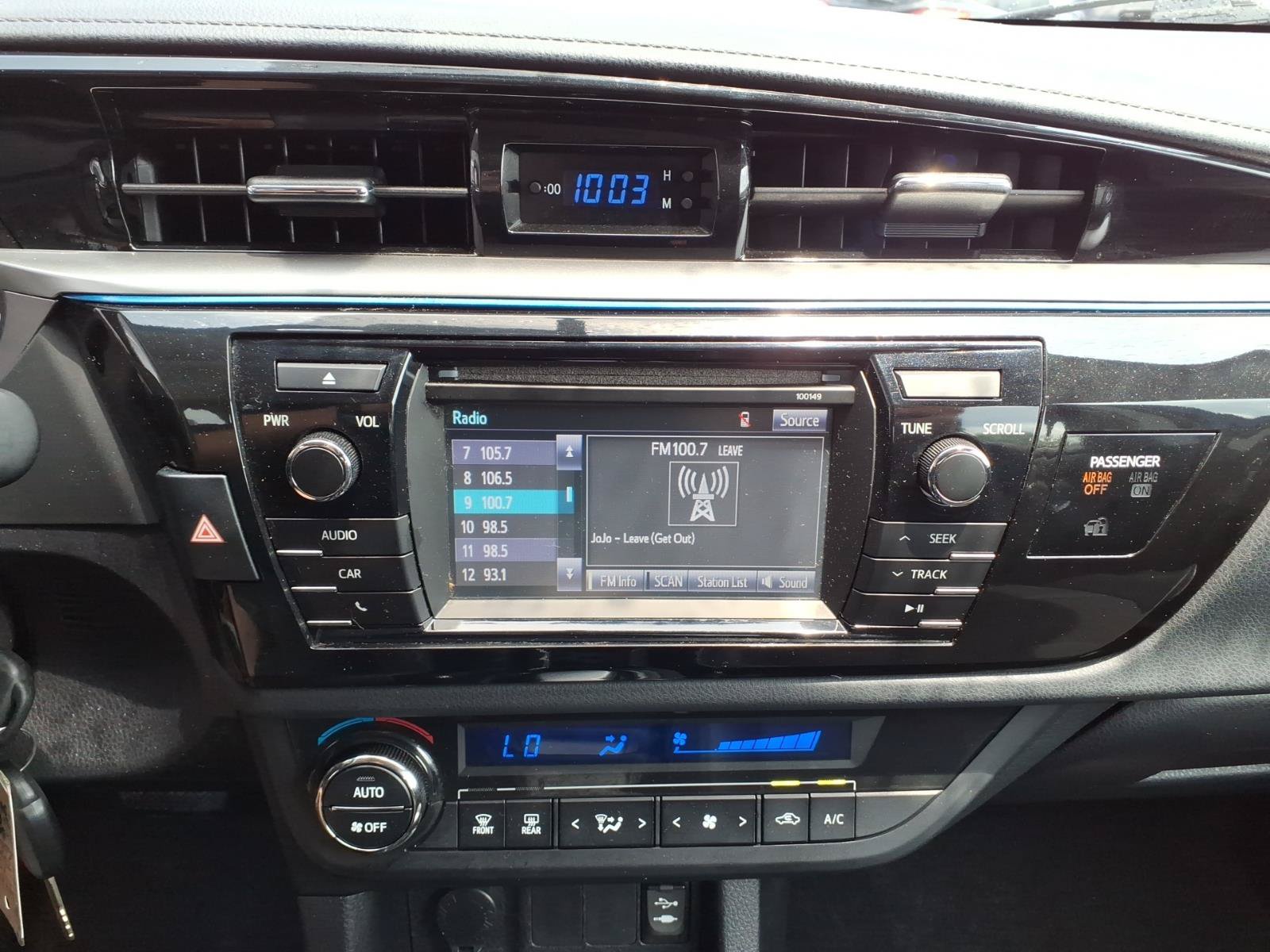 Used 2015 Toyota Corolla S FWD image 14