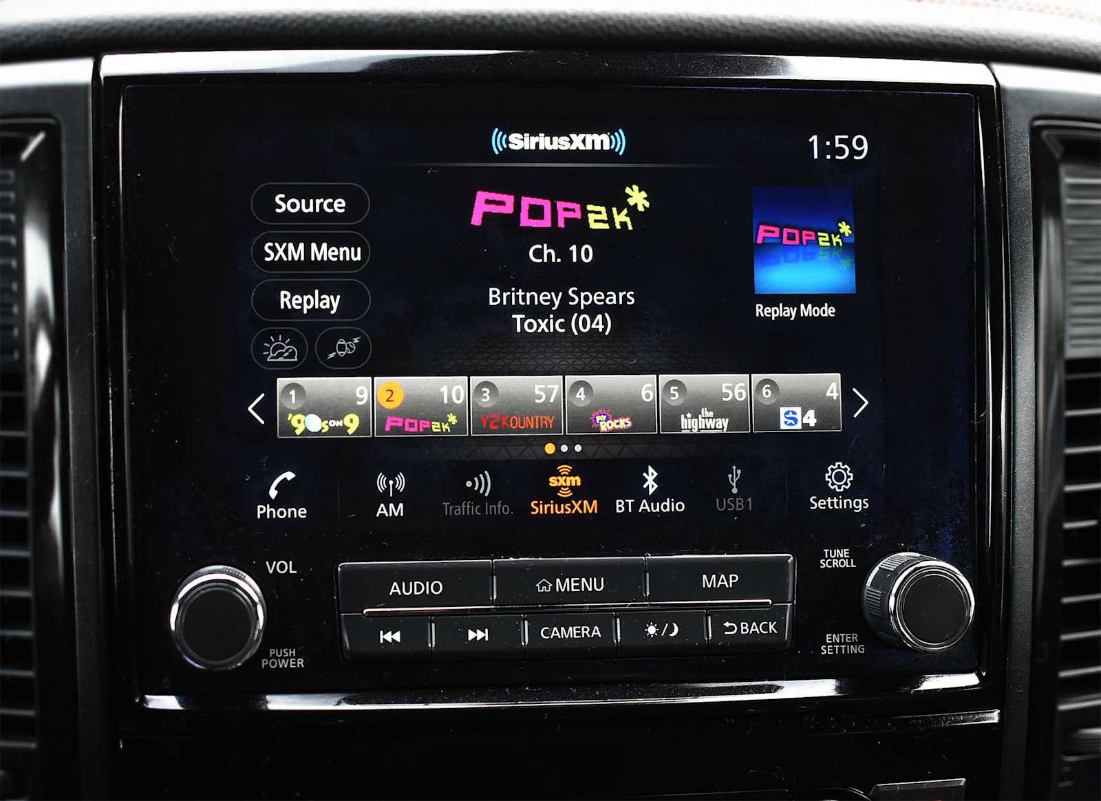 Used 2021 Nissan Titan PRO-4X w/ Pro-4x Convenience Package image 20