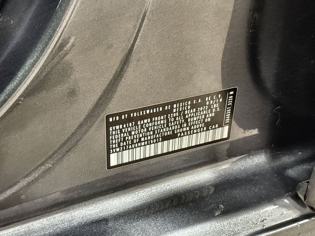 Used 2017 Volkswagen Golf SEL FWD image 33
