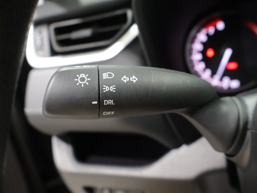 Used 2025 Toyota RAV4 LE AWD/4WD image 35
