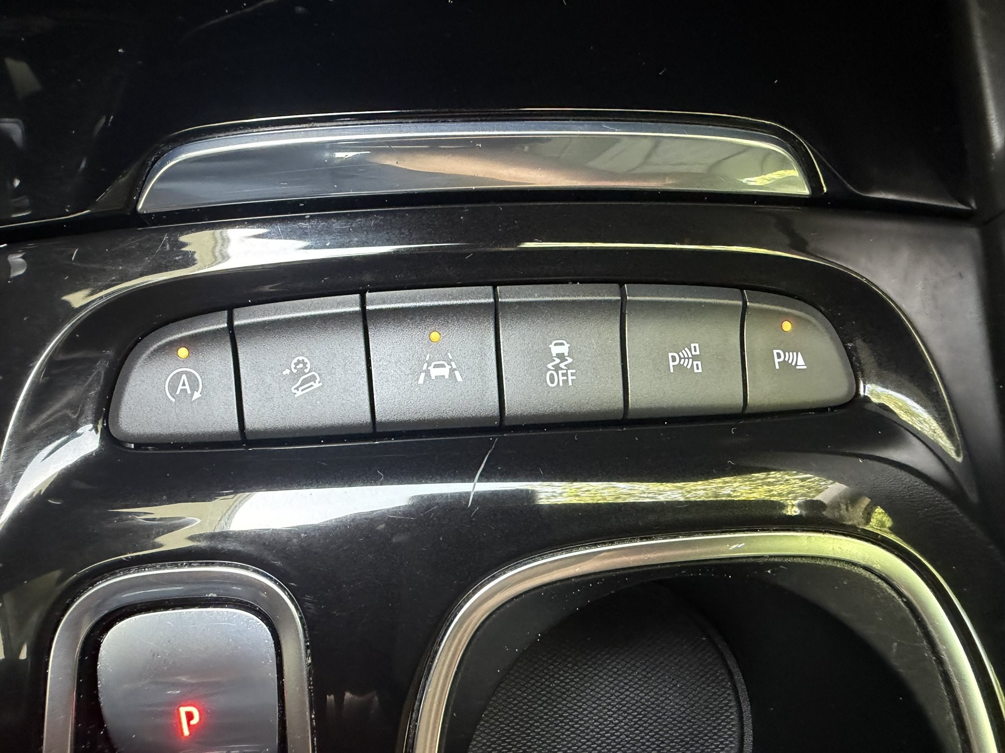 Used 2023 Buick Envision Avenir AWD/4WD image 40