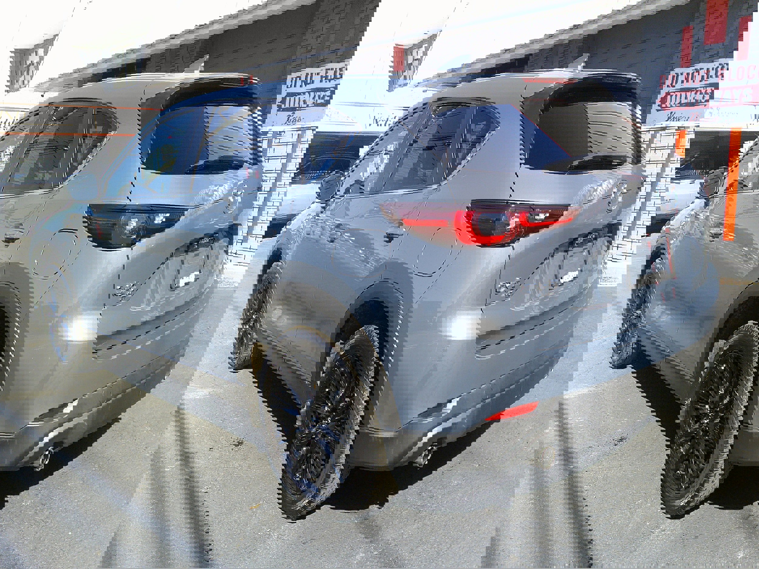 Used 2025 MAZDA CX-5 Carbon Edition image 6