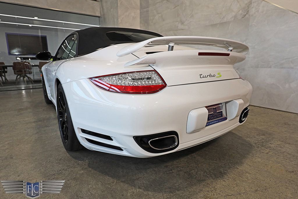 Used 2012 Porsche 911 Turbo image 10