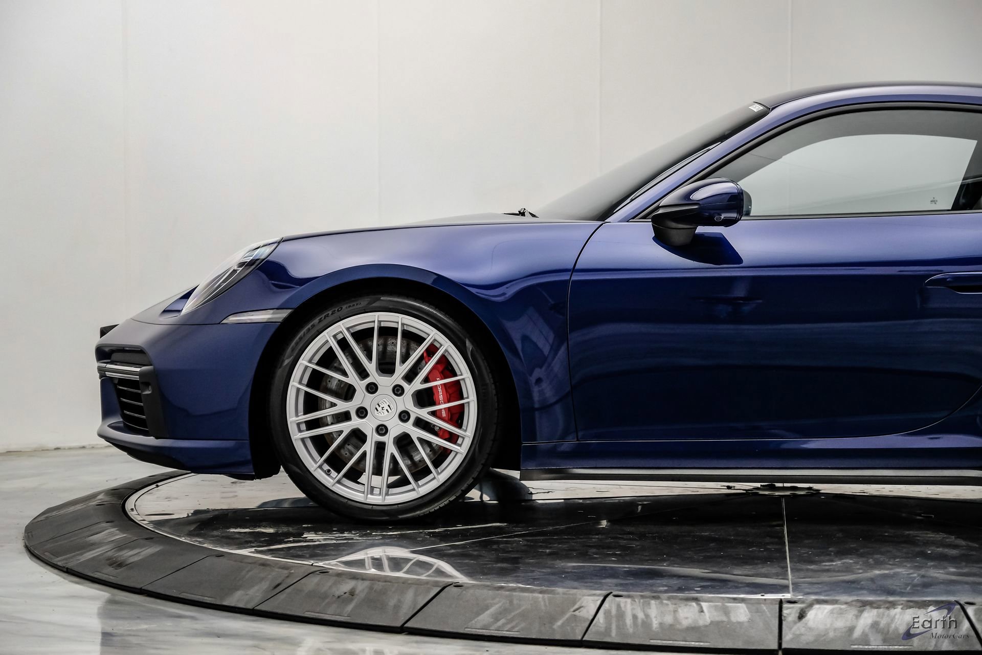 Used 2021 Porsche 911 Turbo image 10