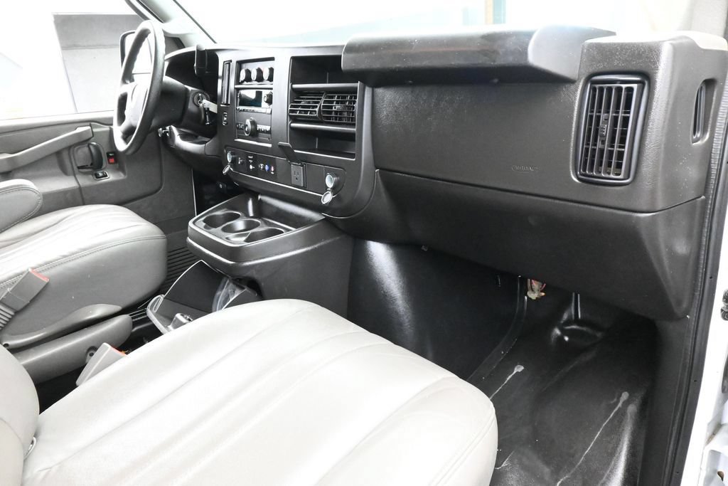 Used 2024 Chevrolet Express 2500 w/ Driver Convenience Package RWD image 37