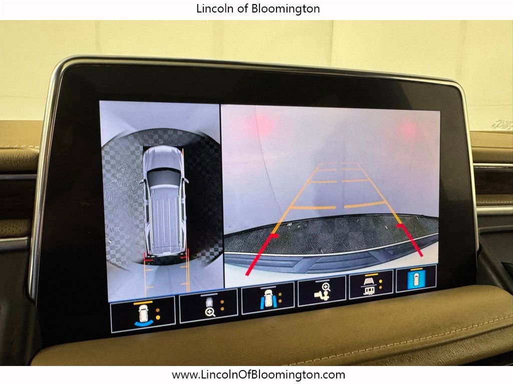 Used 2021 Chevrolet Suburban Premier w/ Premium Package image 55