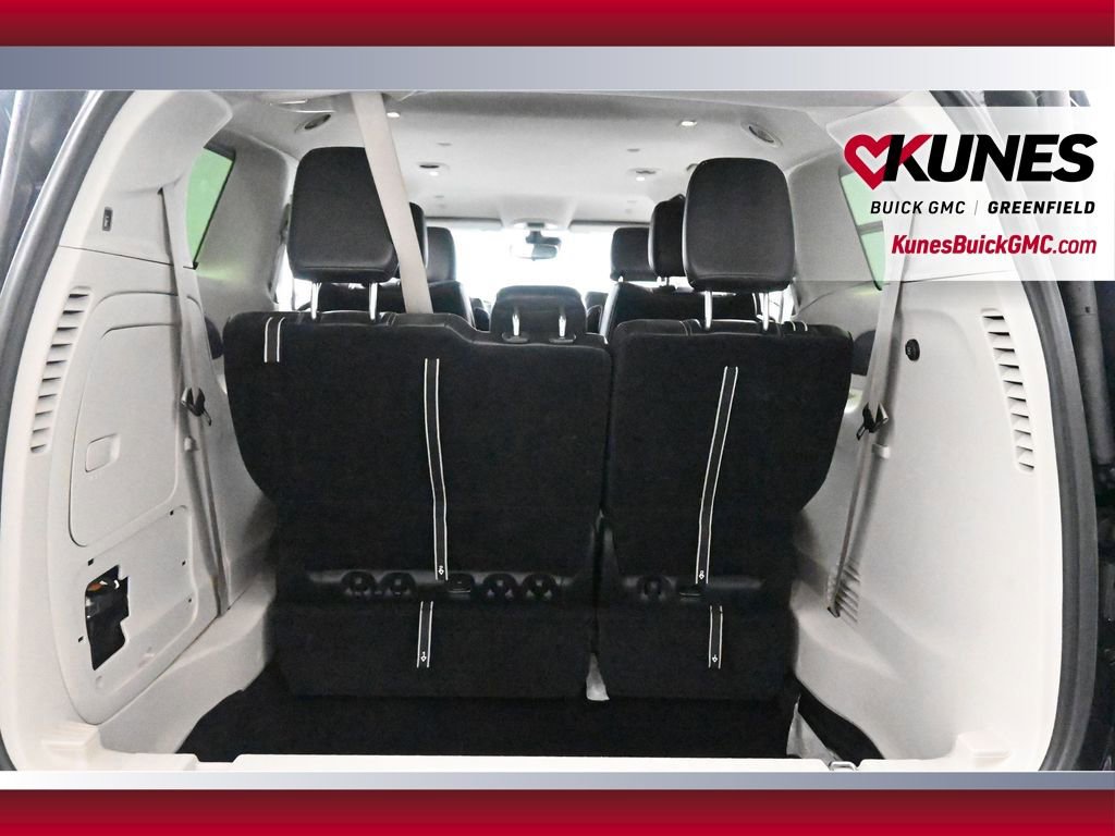 Used 2024 Chrysler Pacifica Select FWD image 23