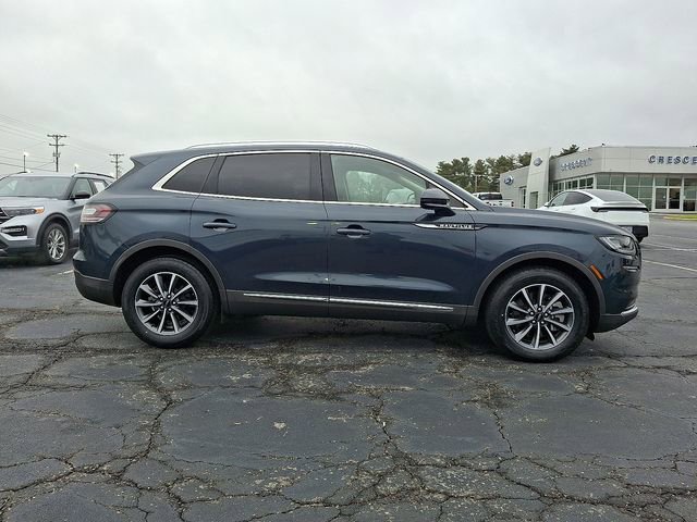 Used 2022 Lincoln Nautilus FWD image 7