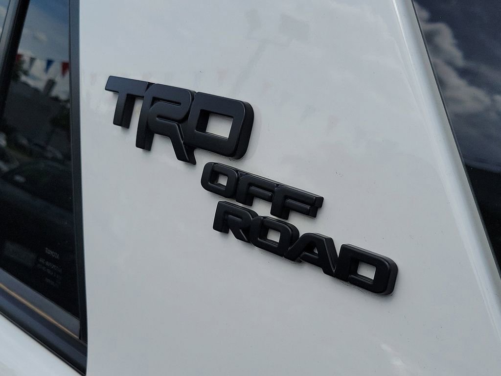 Used 2019 Toyota 4Runner TRD Off-Road Premium AWD/4WD image 10