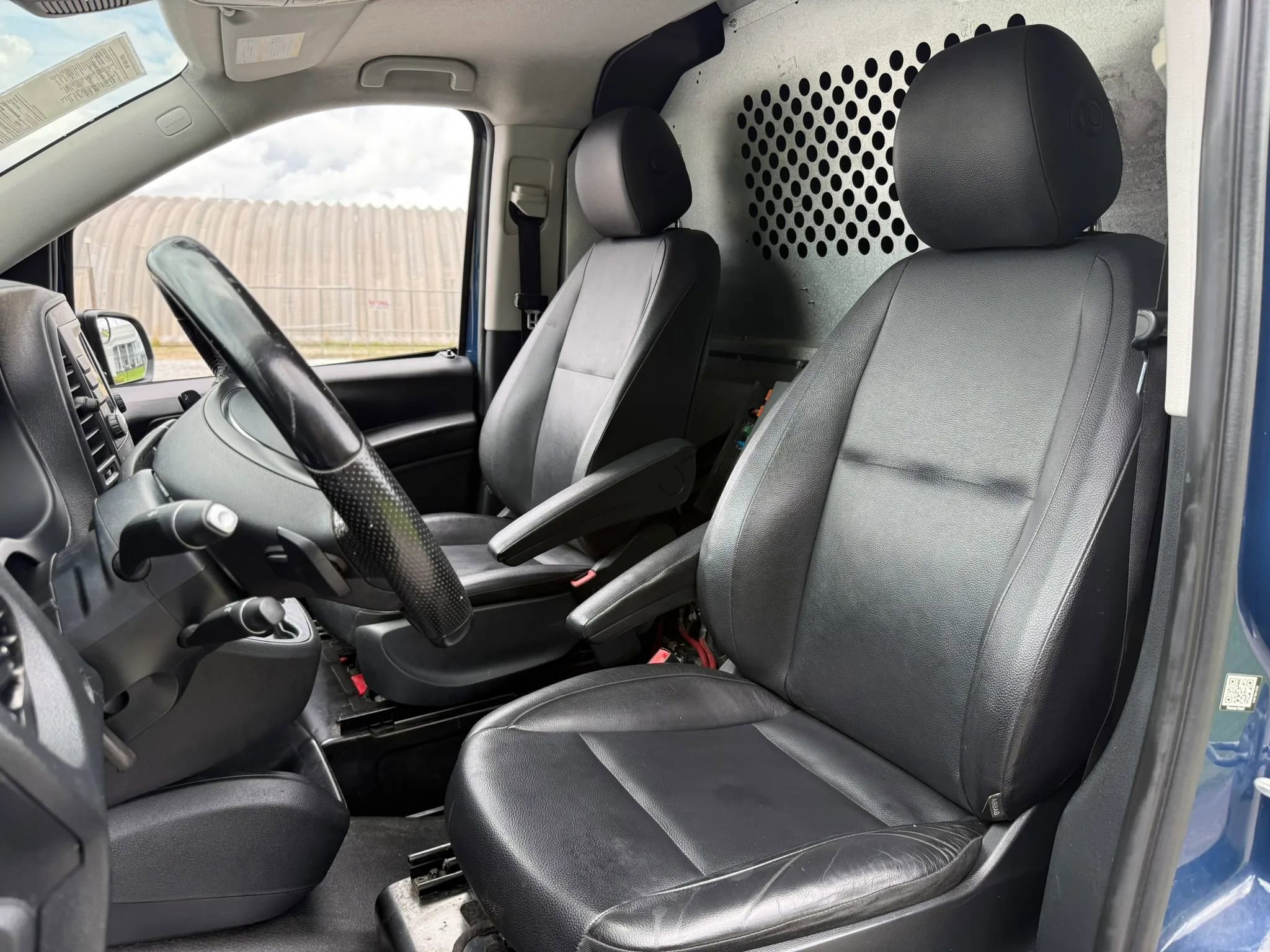 Used 2021 Mercedes-Benz Metris image 25