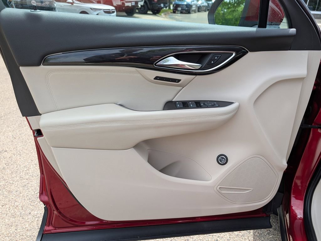 Used 2022 Buick Envision Essence w/ Safety Package AWD/4WD image 29