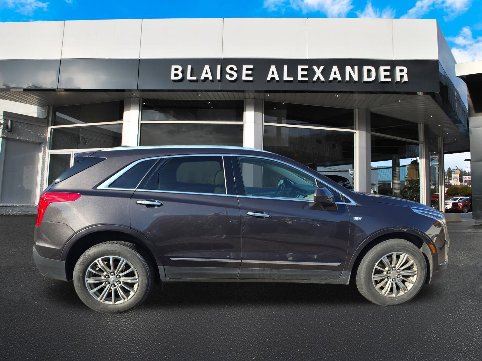 Used 2018 Cadillac XT5 Luxury w/ Driver Awareness Package video 2