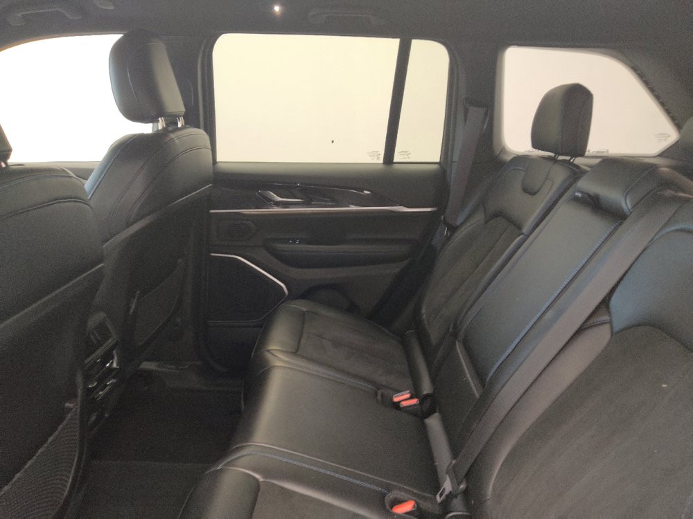 Used 2022 Jeep Grand Cherokee Trailhawk AWD/4WD image 18