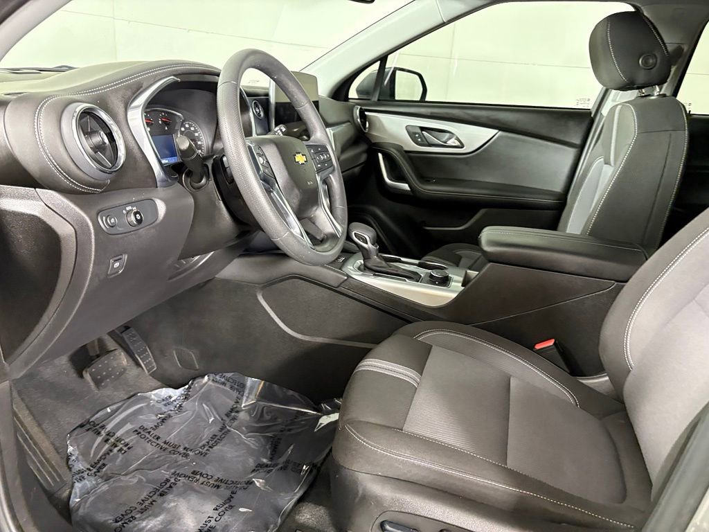 Used 2024 Chevrolet Blazer LT w/ Convenience Package FWD image 23