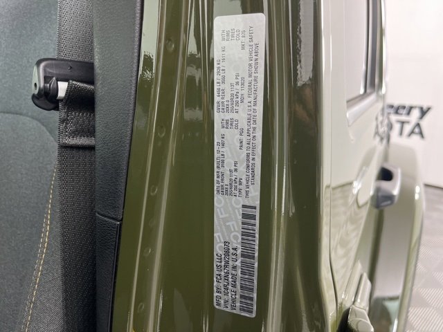 Used 2024 Jeep Wrangler Unlimited image 33