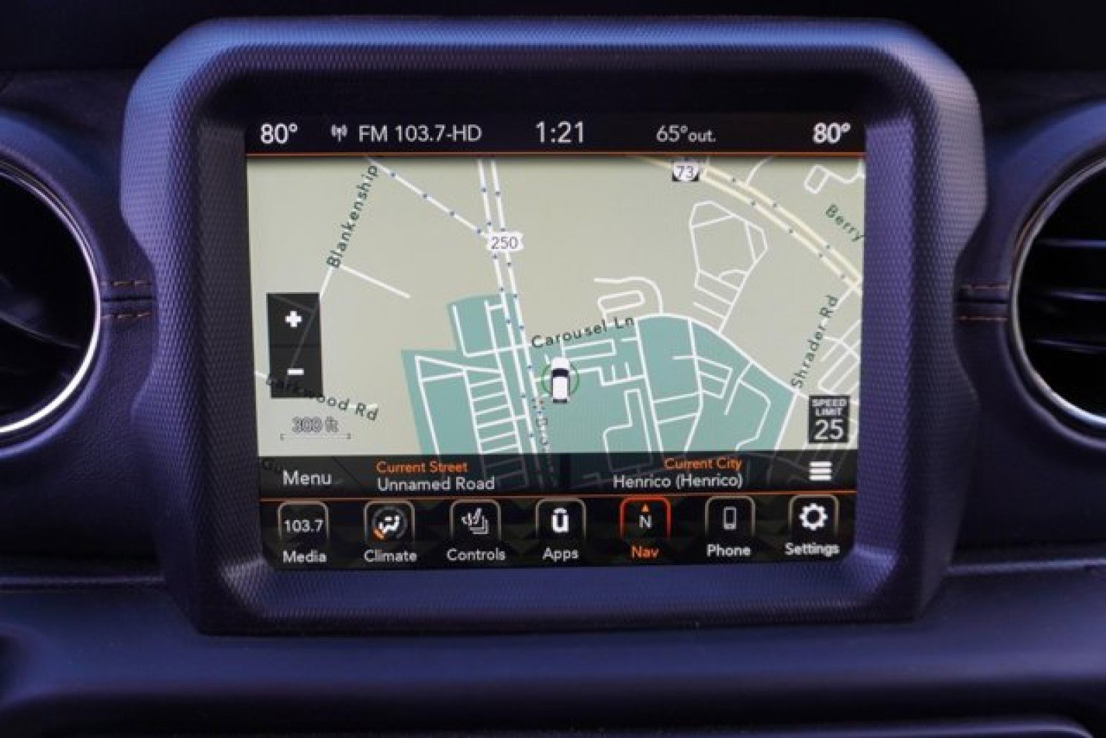 Used 2023 Jeep Gladiator Overland image 23