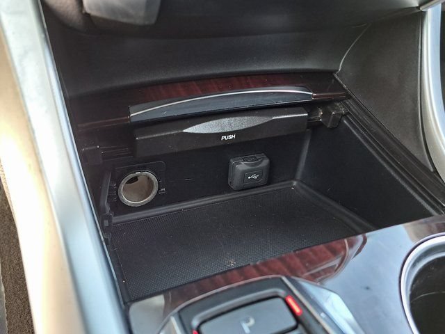 Used 2016 Acura TLX w/ Technology Package FWD image 17