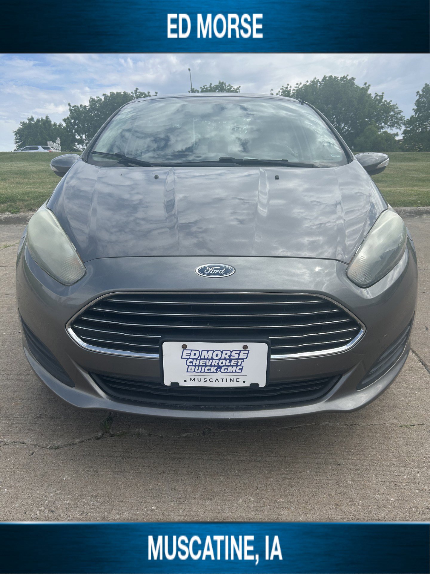 Used 2014 Ford Fiesta SE FWD image 2