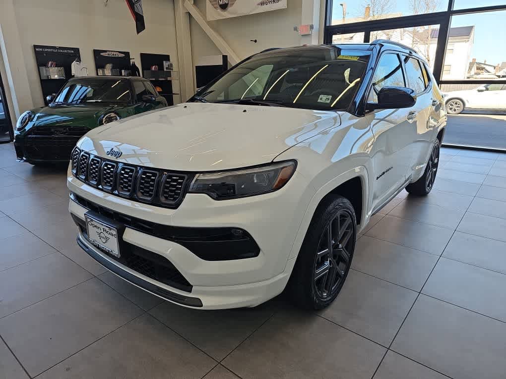 Used 2024 Jeep Compass Limited w/ High Altitude Package image 1