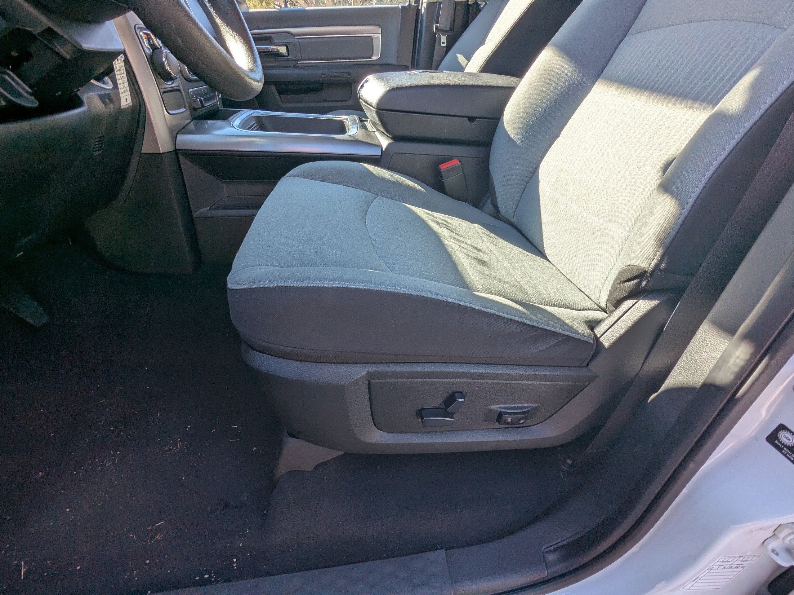 Used 2023 RAM 1500 Classic SLT w/ Trailer & Traction Group image 15