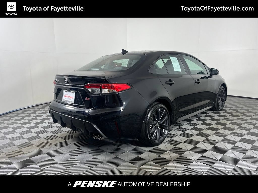 Used 2026 Toyota Corolla SE FWD image 15