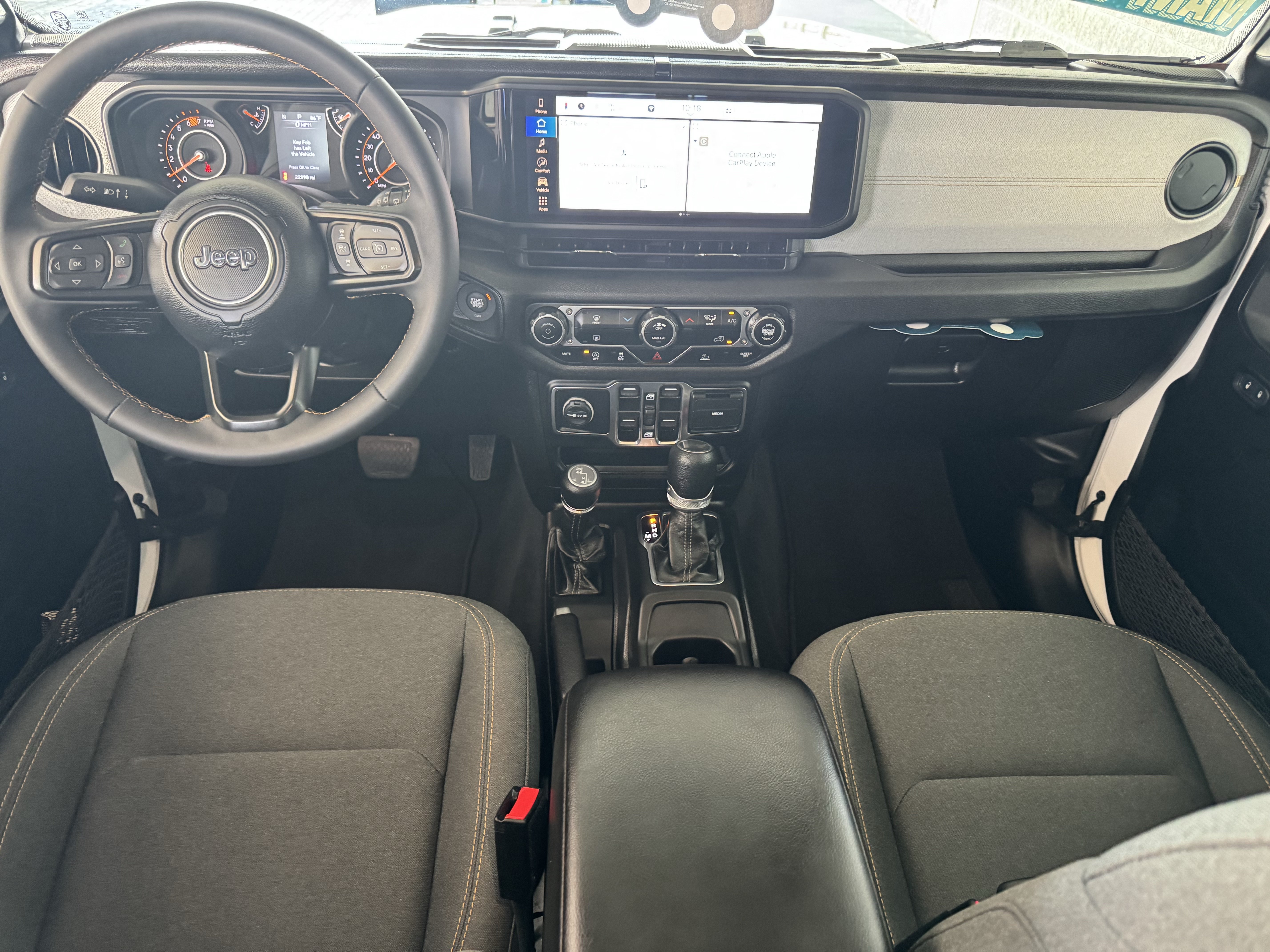 Used 2024 Jeep Wrangler Unlimited Sport AWD/4WD image 10