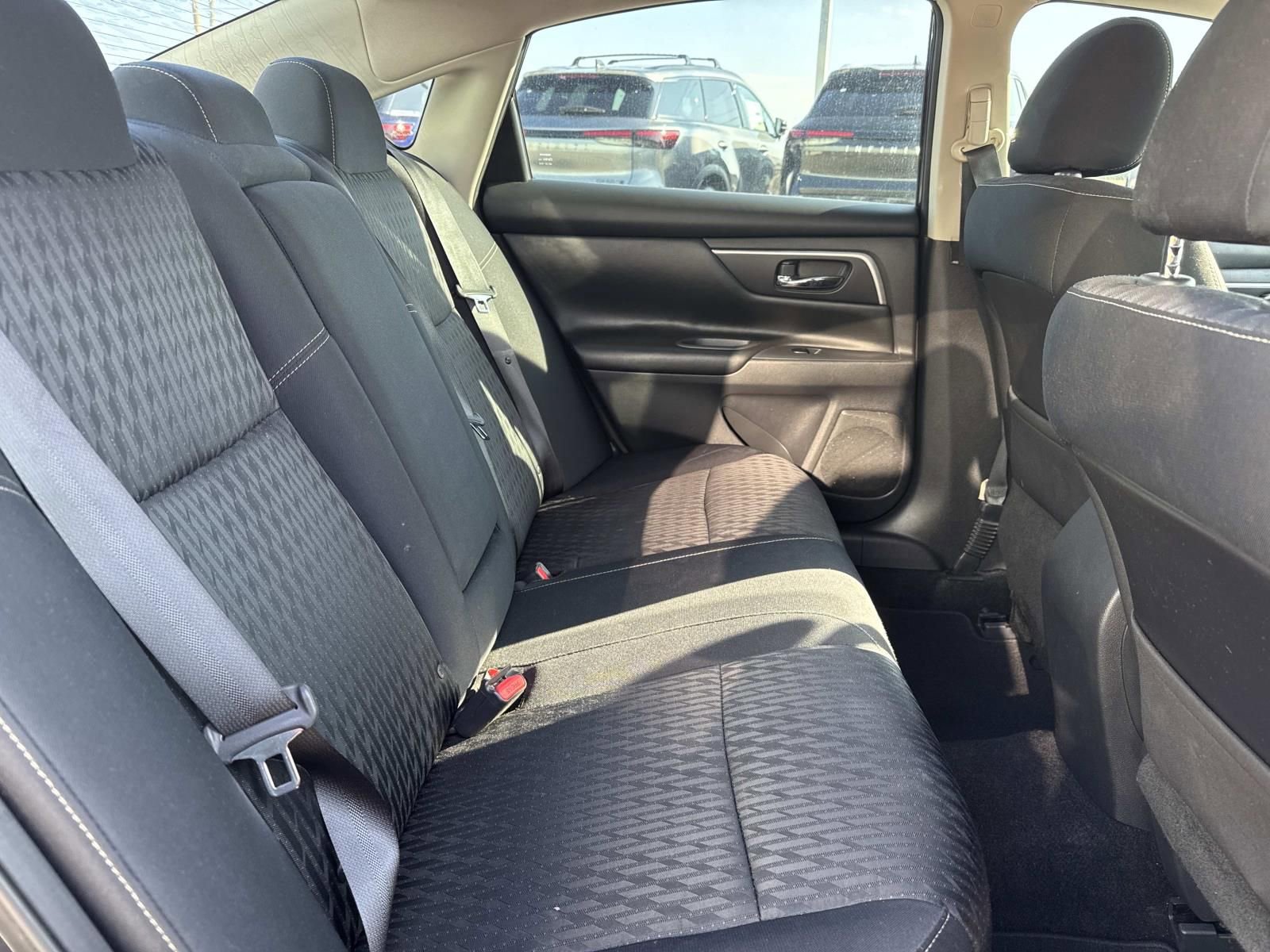 Used 2018 Nissan Altima 2.5 SV image 10