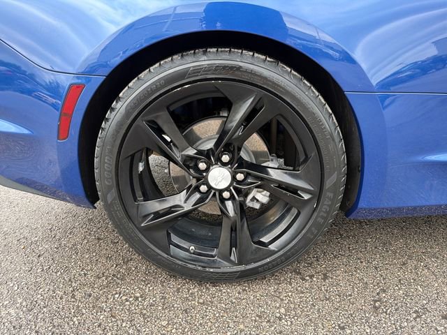 Certified 2023 Chevrolet Camaro LT w/ Technology Package RWD image 25