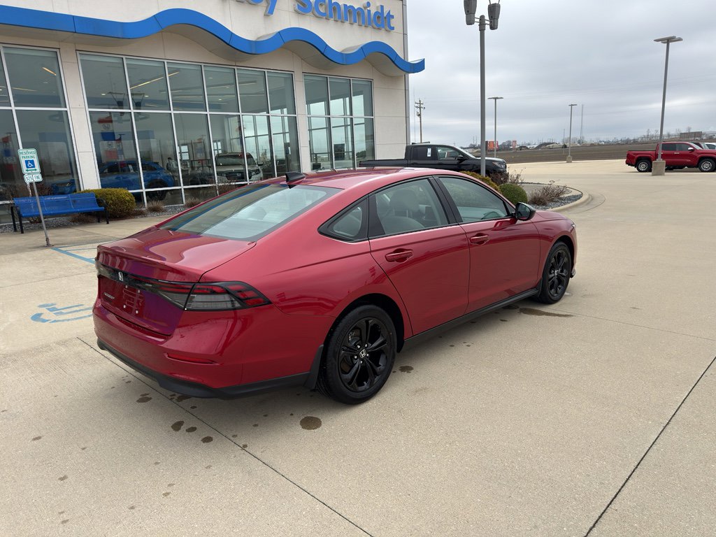 Used 2025 Honda Accord SE image 5