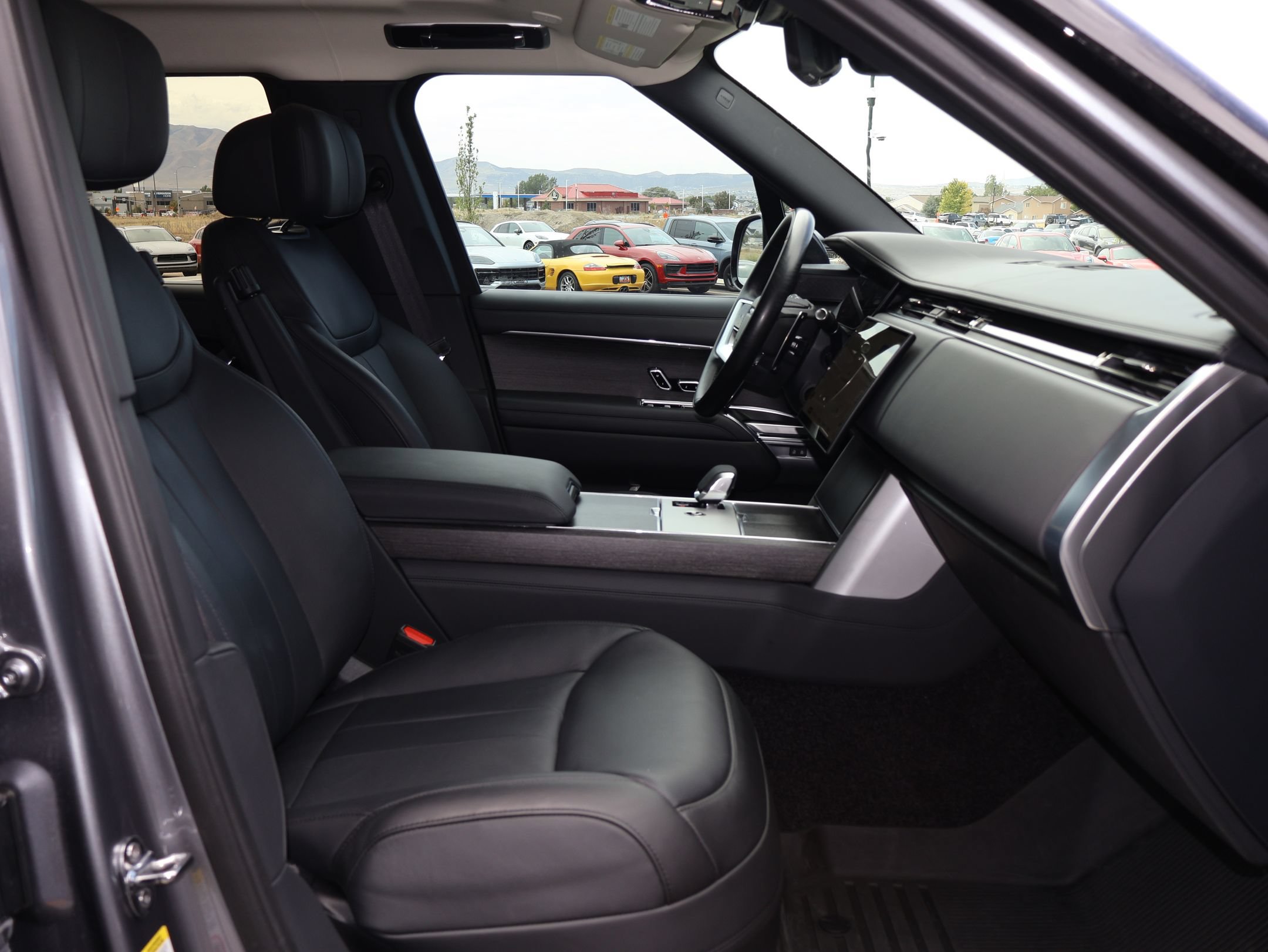 Used 2025 Land Rover Range Rover Autobiography AWD/4WD image 30
