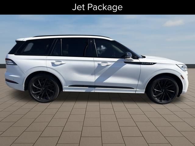 Certified 2023 Lincoln Aviator Black Label w/ Jet Package image 8