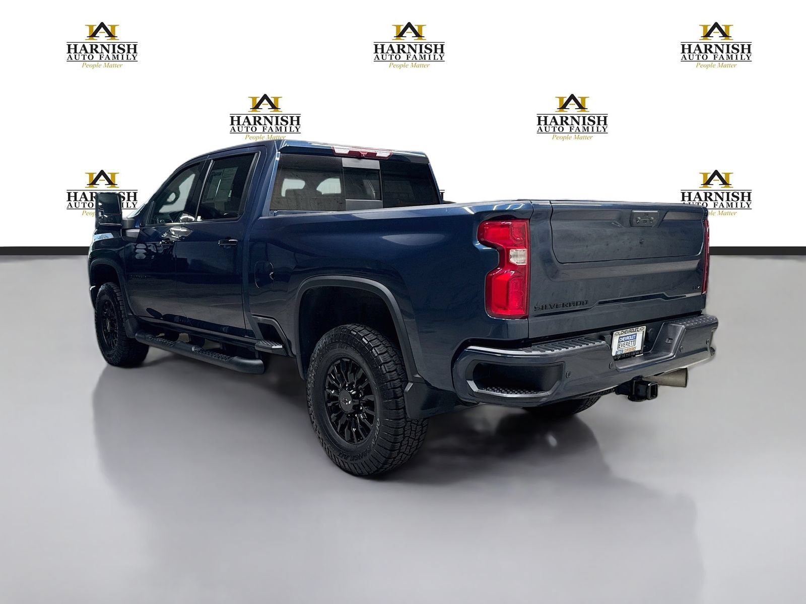 Used 2023 Chevrolet Silverado 3500 LTZ w/ LTZ Plus Package AWD/4WD image 9