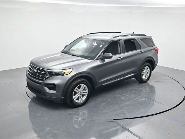 Used 2023 Ford Explorer XLT image 42