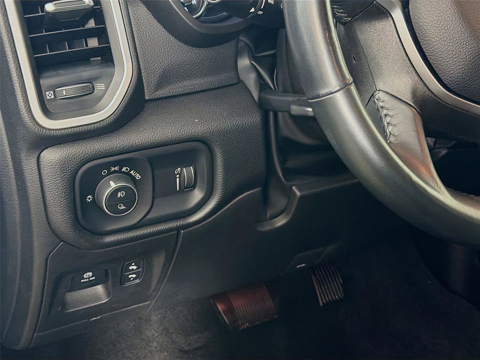 Used 2022 RAM 1500 Big Horn image 10