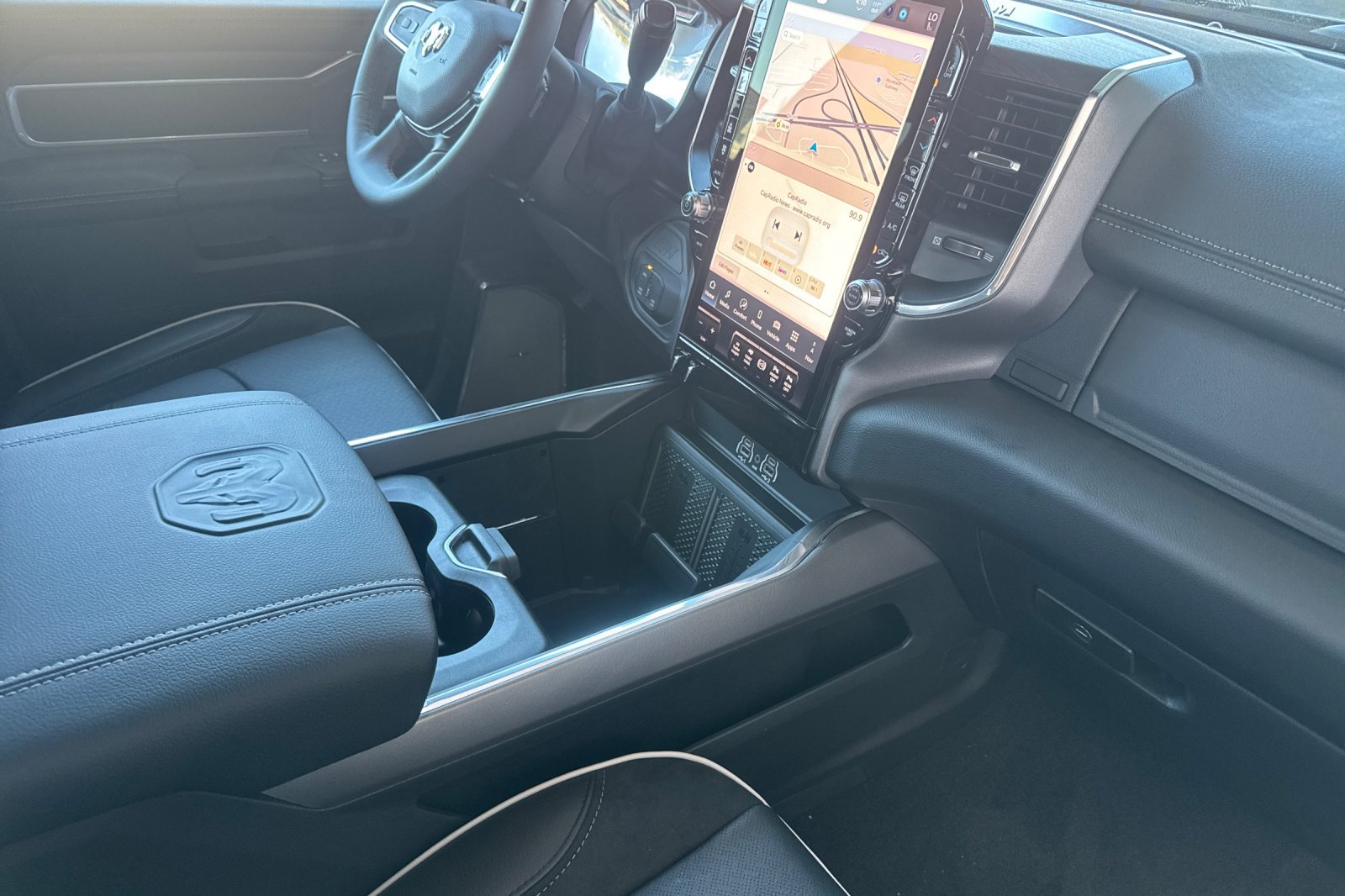 New 2026 RAM 3500 Laramie AWD/4WD image 14