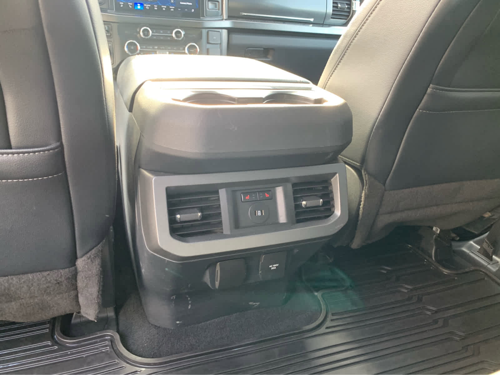 Used 2023 Ford F250 Lariat w/ Lariat Ultimate Package image 24