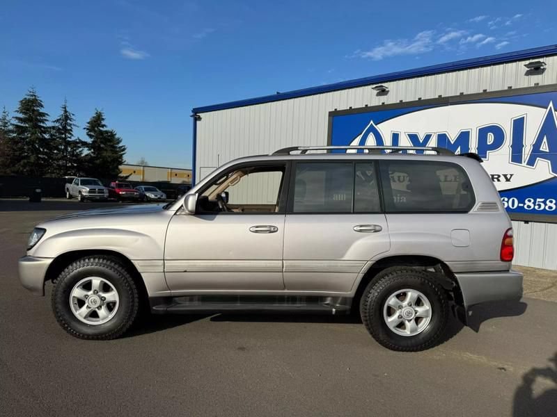 Used 1999 Toyota Land Cruiser AWD/4WD image 2