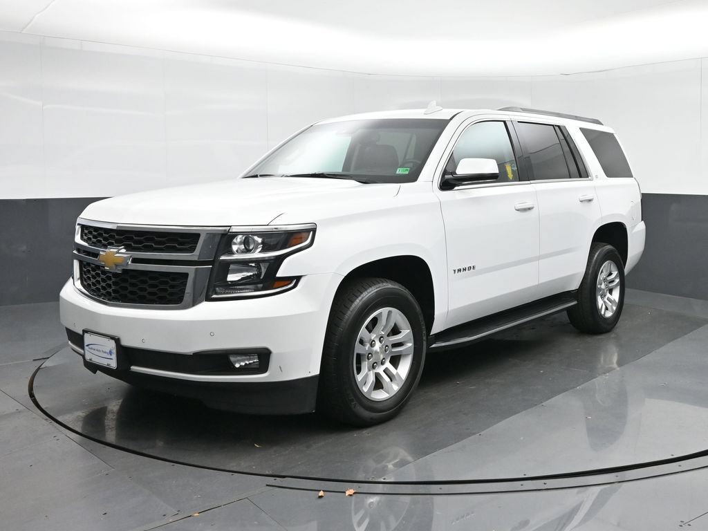 Used 2019 Chevrolet Tahoe LT w/ Luxury Package AWD/4WD image 3