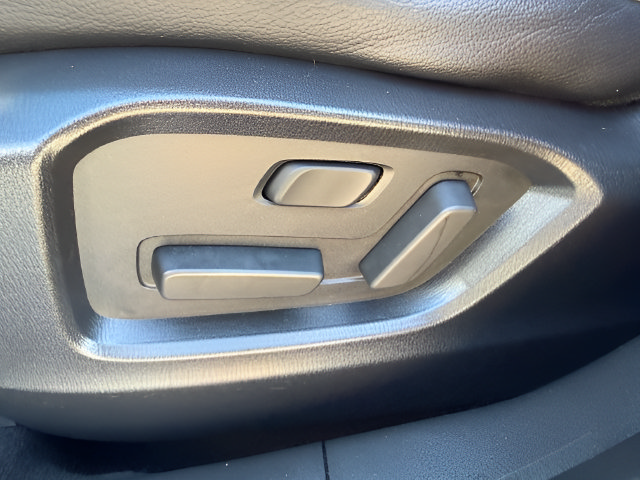 Used 2025 MAZDA CX-5 AWD 2.5 S w/ Preferred Package image 16