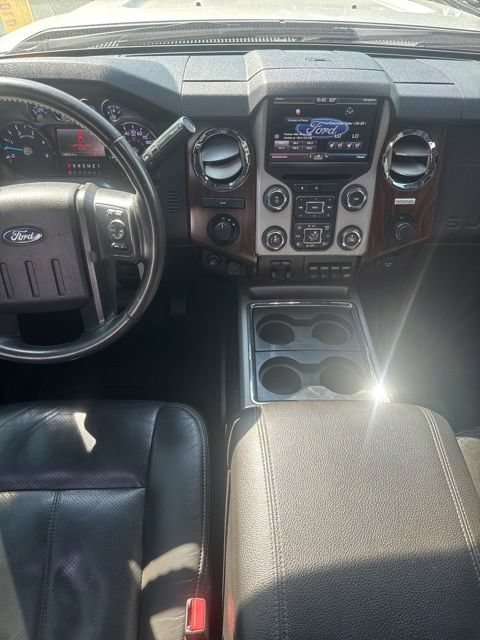 Used 2016 Ford F450 Lariat w/ Lariat Ultimate Package AWD/4WD image 28