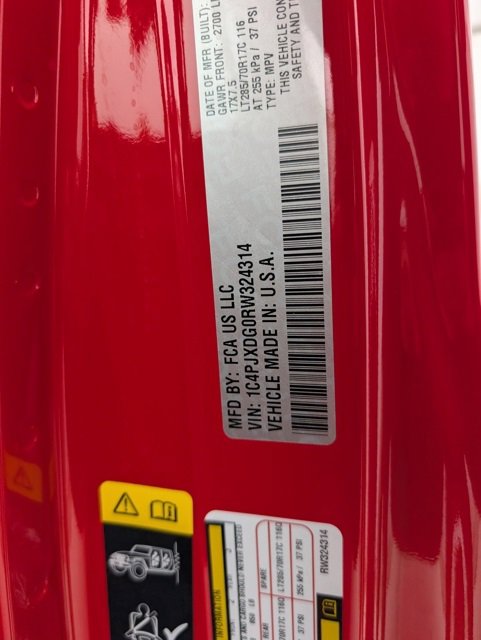 Used 2024 Jeep Wrangler Willys image 34